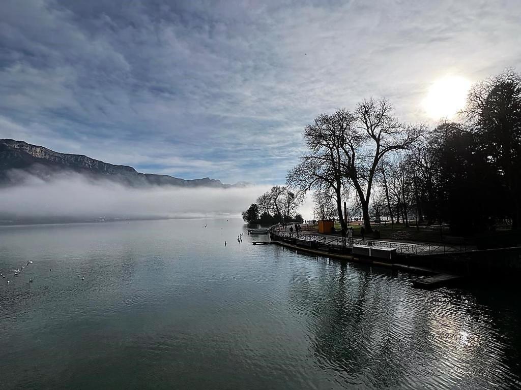 Logis hôtel Annecy nord / Argonay Exterior foto